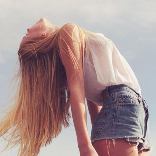 JustaTee X Hoàng Thùy Linh X Đen - Làm Gì Phải Hốt(Bac Doan LakHouse Rmx)